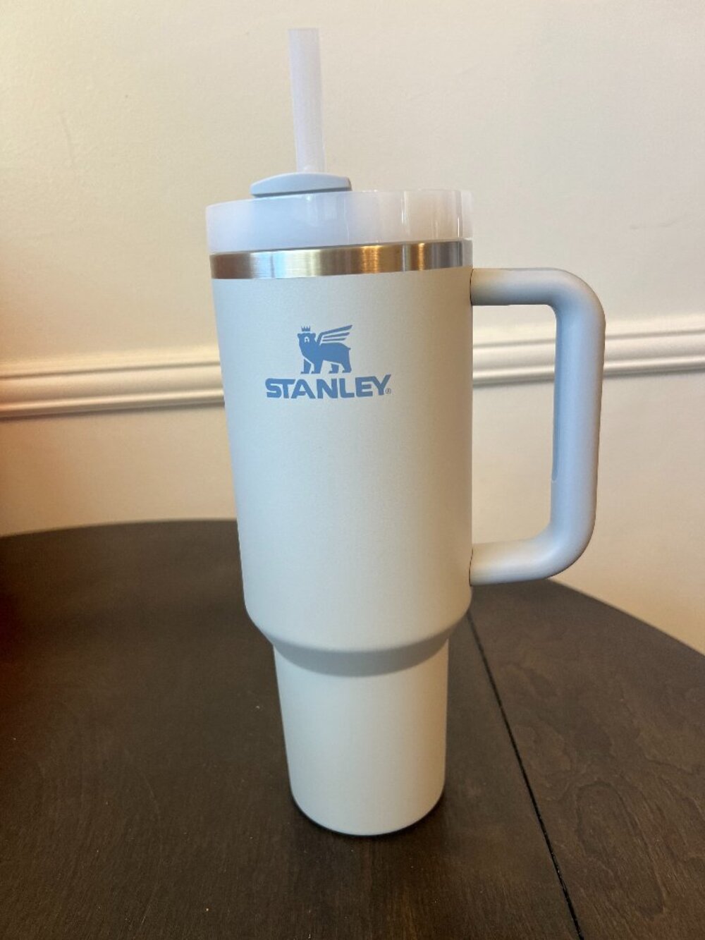STANLEY Quencher Tumbler with Handle and Straw 40 oz Blackline Logo Gray White